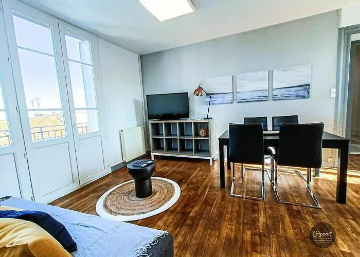 Houmeau 3- Gare Pole Image Apartment *